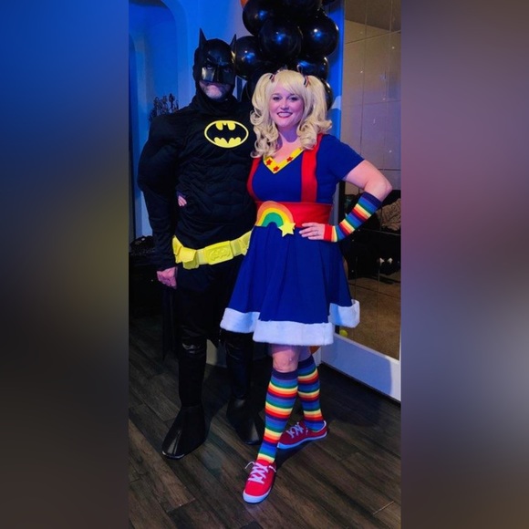 Hi! I love all things jewelry, clothes and shoes!! - Picture 8 of 8